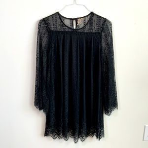 Black Lace Flare Sleeve Dress LBD NWOT Size 6